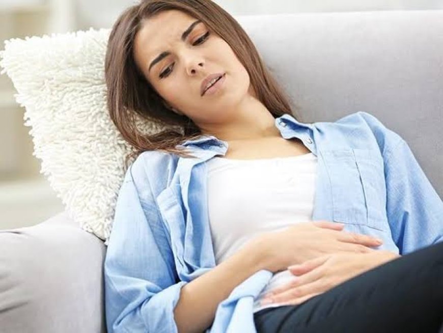 Karın Ağrısı: Nedenleri, Belirtileri, Teşhis ve Tedavi Yöntemleri