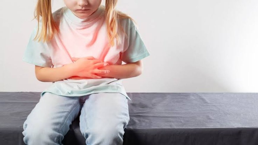 Çocuklarda Karın Ağrısı: Nedenleri, Belirtileri ve Tedavi Yöntemleri
