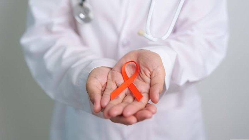 Akut Miyeloid Lösemi (AML) Nedir? Nedenleri, Türleri, Belirtileri ve Tedavi Yöntemleri